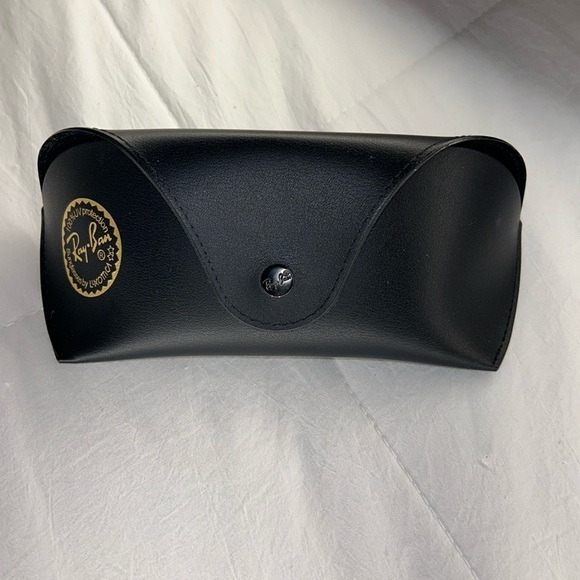 Ray Ban Sunglasses/Glasses CASE ONLY Black with Gold‎ - Picture 1 of 7
